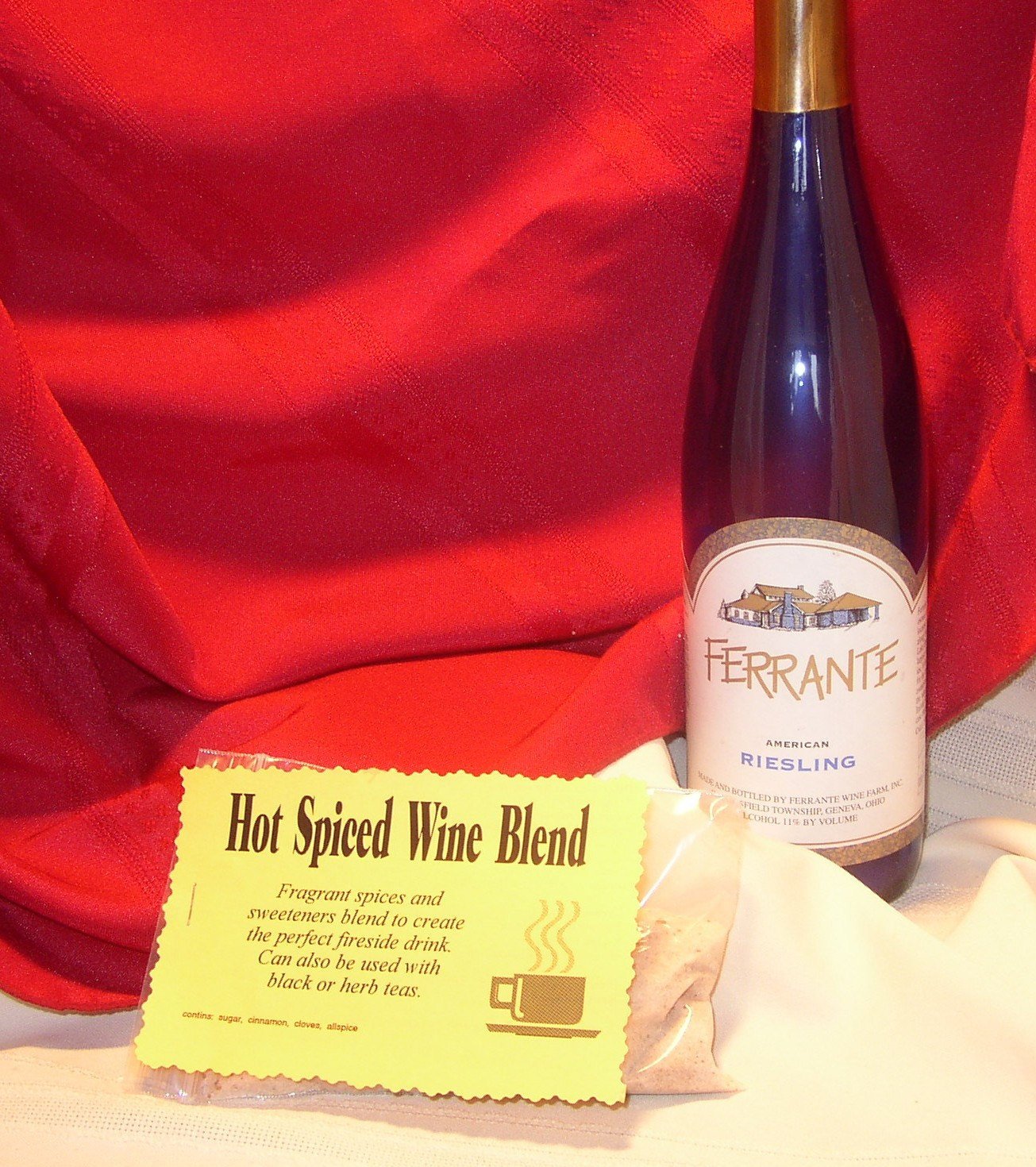 Spice Wine / Mulled Wine Blend, sweeten wine into a seasonal drink, cinnamon, allspice, cloves, sugar,