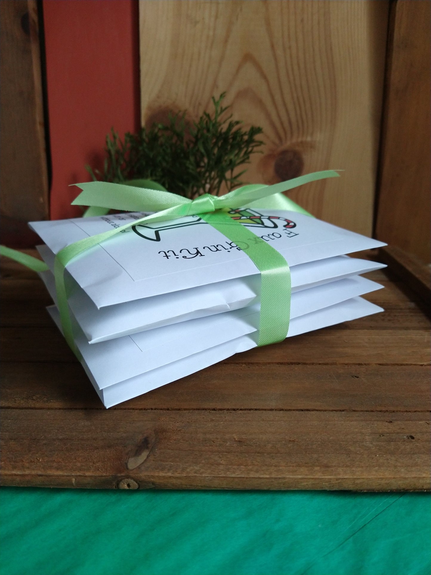 DIY Cocktail/ Mocktail Kits, make flavored bourbon, cider, tea and wine at home, craft artisanal cocktails, herbed simple syrup, mulled wine