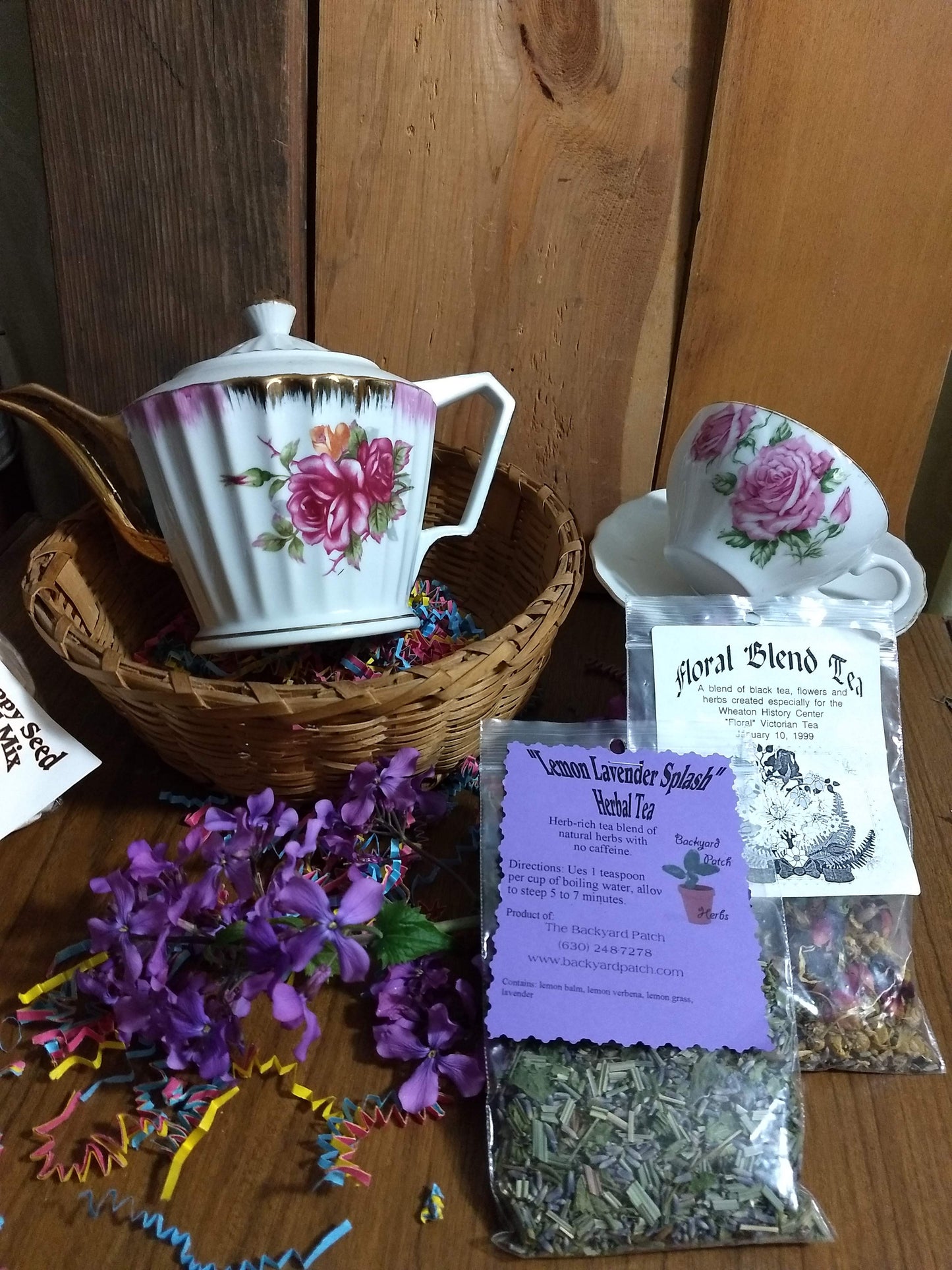 Rose Teapot and Cup Gift Basket, Rose-decorated ceramic teapot, scones, shortbread, herbal tea, infuser, gift set, basket tray