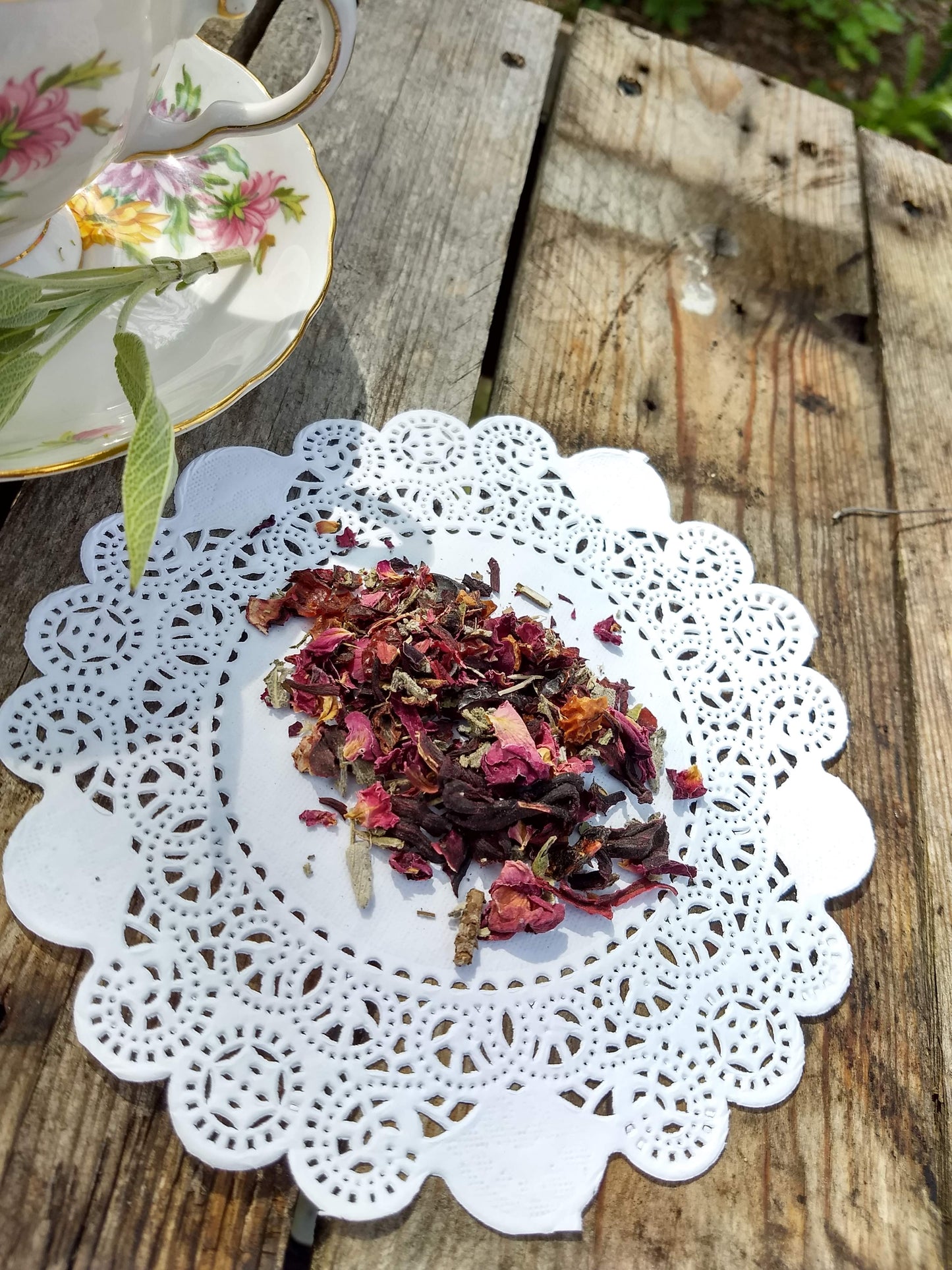 Hibiscus Rose Blush Loose Herbal Tea, rose hips, hibiscus, sage, no caffeine