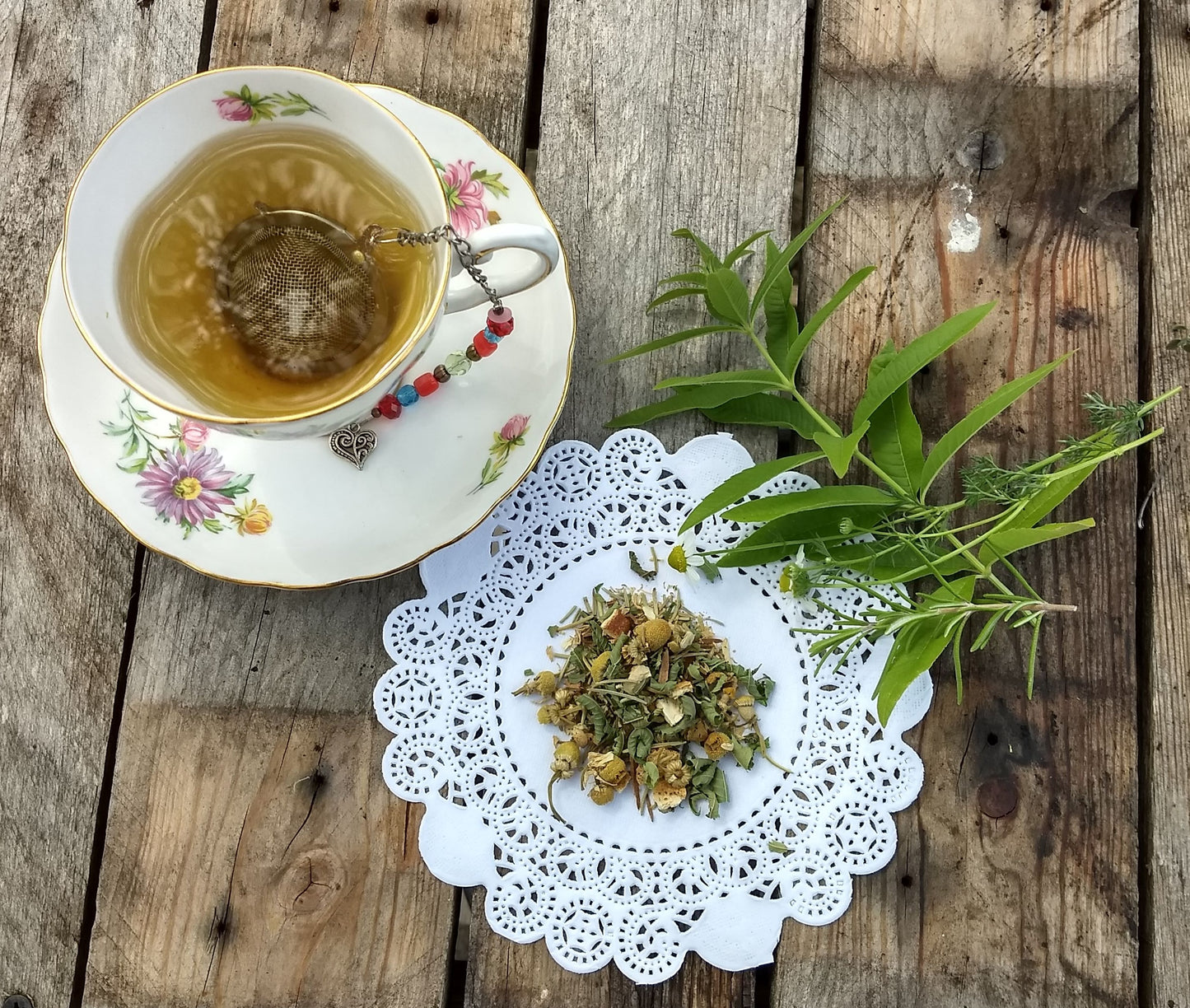 Cinnamon Spice Loose Herbal Tea,  Cinnamon, chamomile, lemon balm, caffeine free