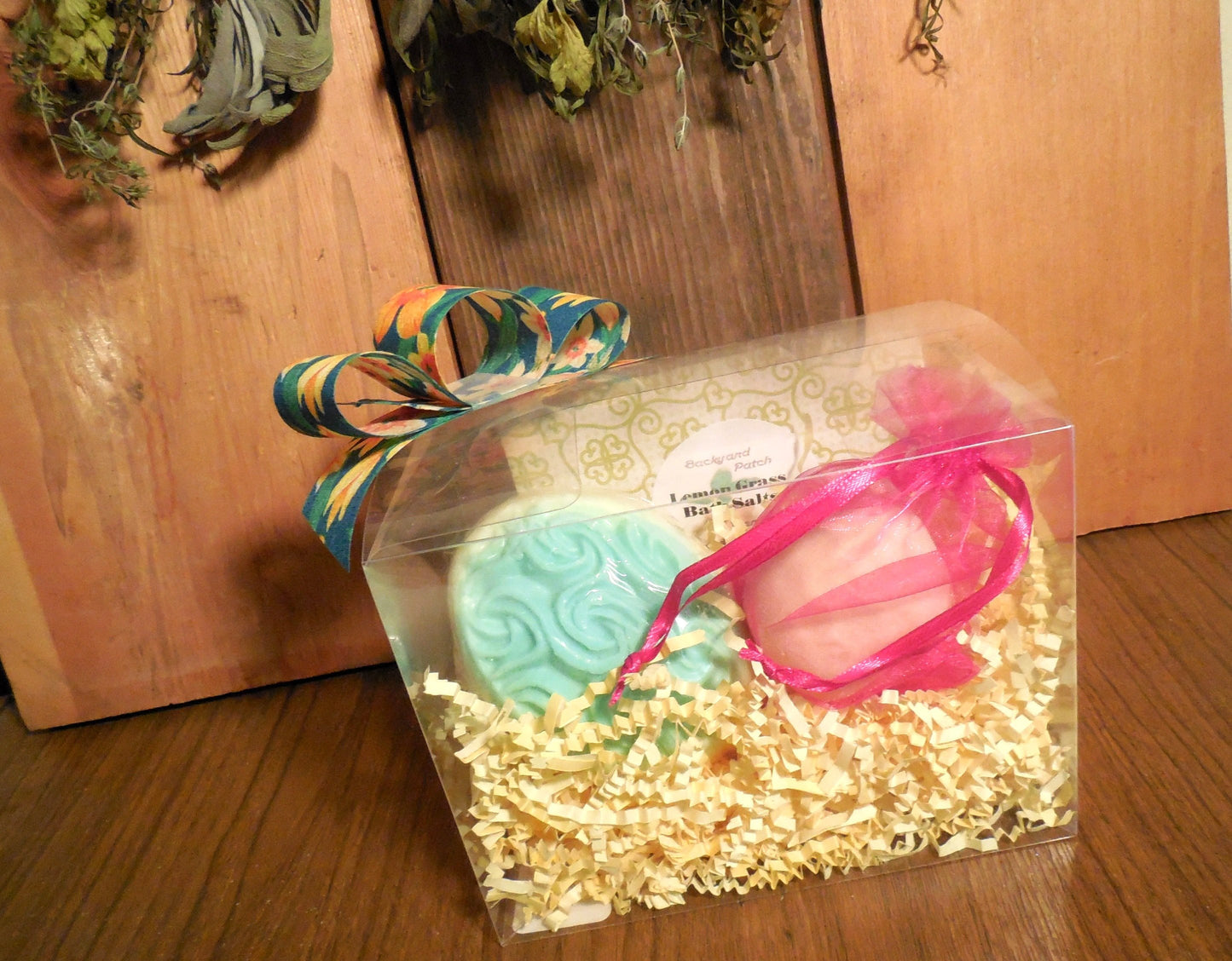 Bath Spa Box Gift Set, Lemon/Yellow, Bath Salts, Bath Fizz, soap