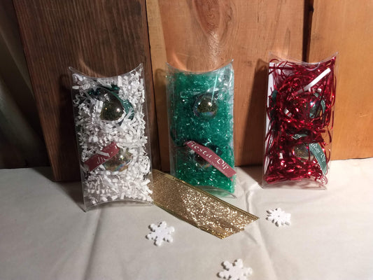 Dip Ornaments, Holiday bulb-shaped ornaments in a gift set filled with our famous dip mixes