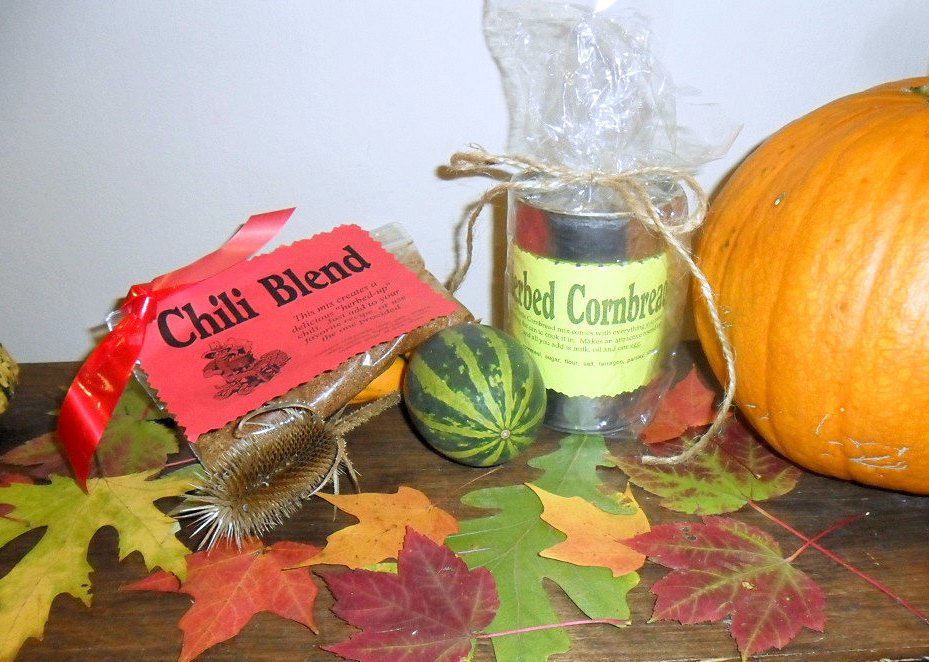 Chili and Cornbread Combo Gift, Chili Seasoning Blend, Cornbread in a Can
