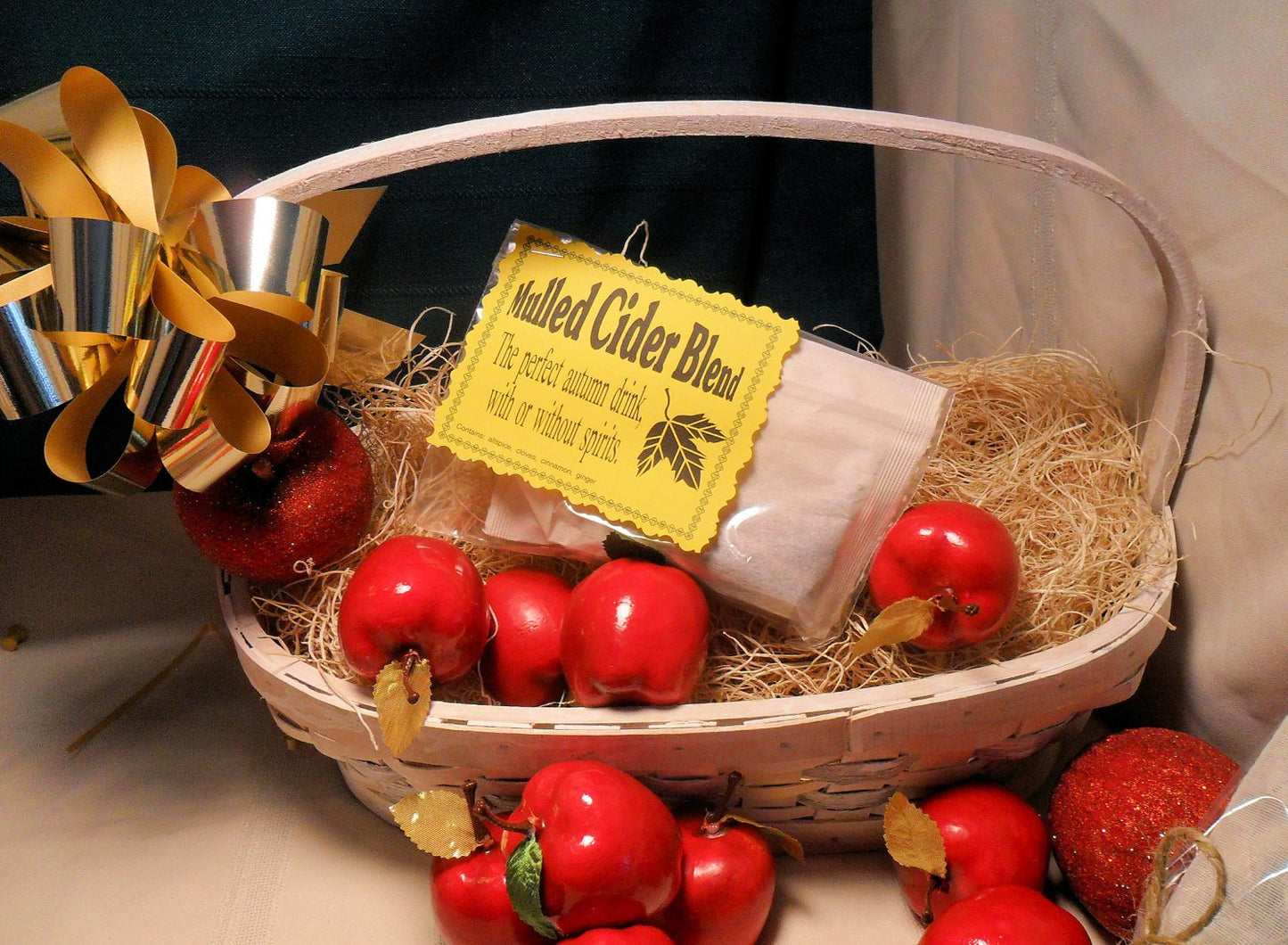 Halloween Mulled and Spiced Cider Blends, four different recipes, cinnamon, allspice, ginger, spiced wine