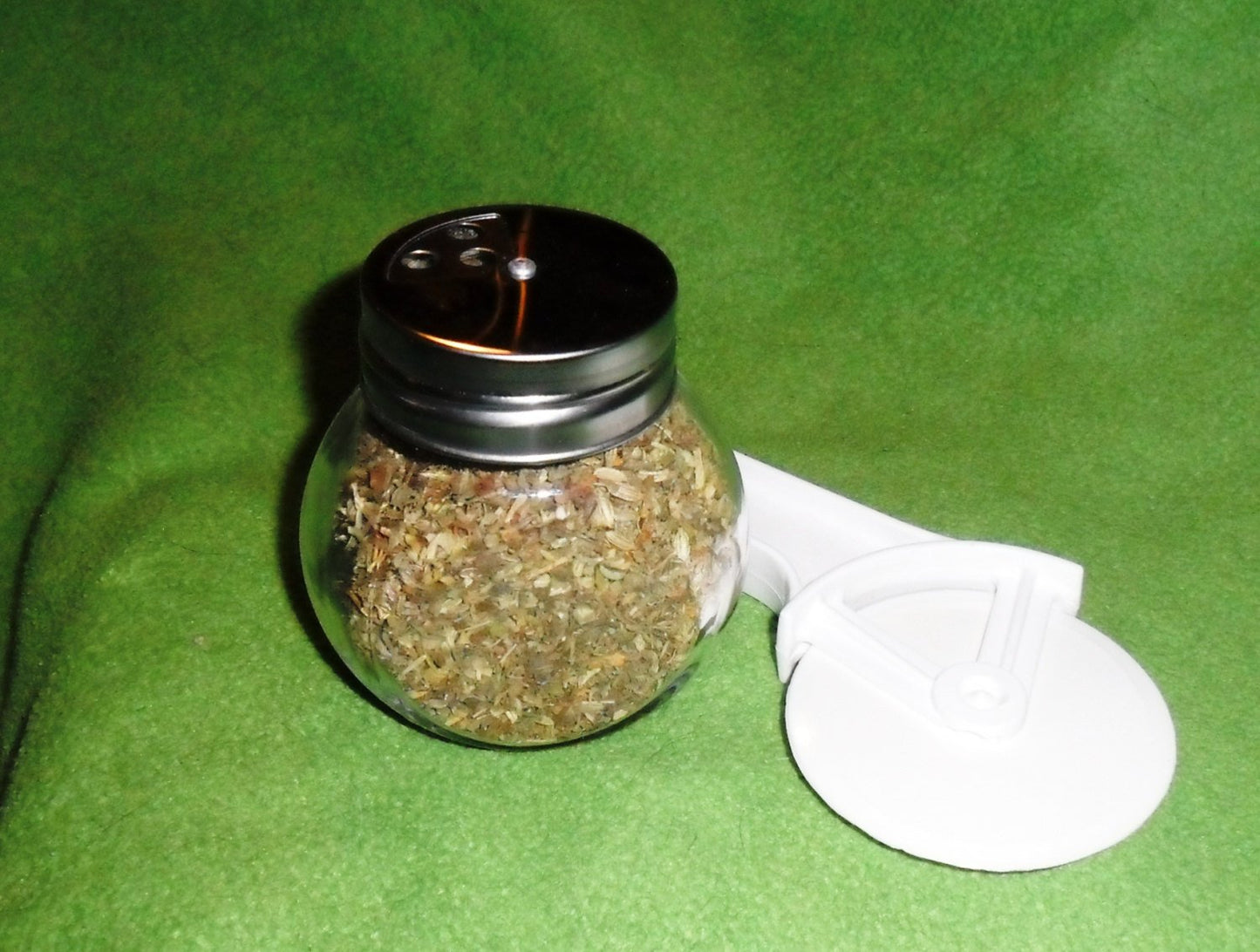 Refill Pizza Pie Shaker Seasoning, Hand-blended Herb Mix, no salt, chives, dry mix, salt free, chili peppers