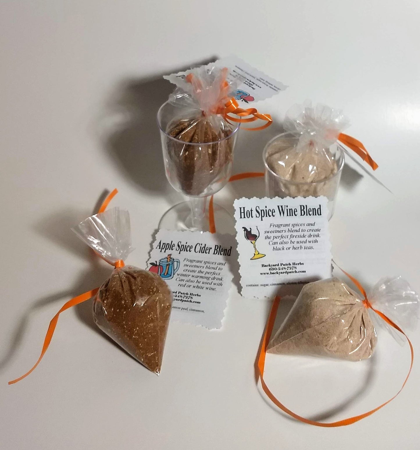 Hot Spiced Wine Blend, makes hot cider and wine into a treat